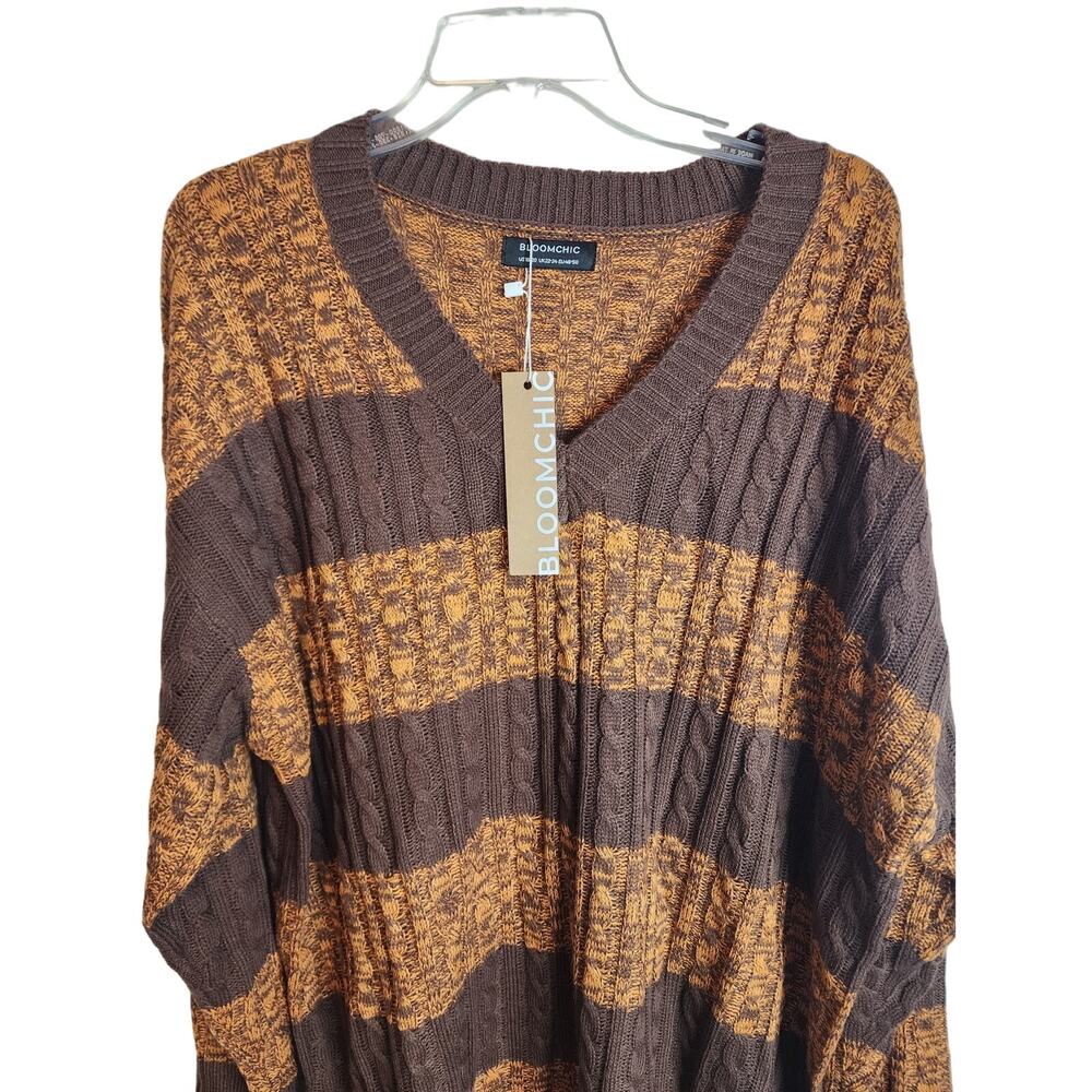 BloomChic Colorblock Plisse Split Side Pullover, NWT, 2X - Picture 3 of 6